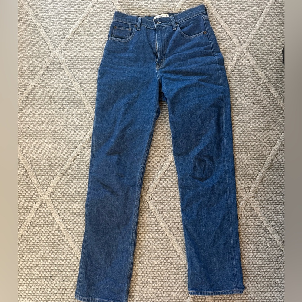 Abercrombie & Fitch High Rise 90s Straight Jeans